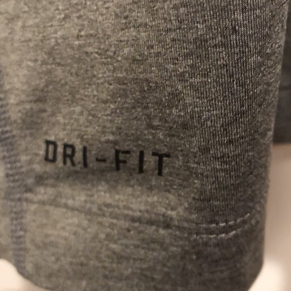 Nike Pro Combat Dri Fit T-Shirt  Size L - Picture 5 of 10